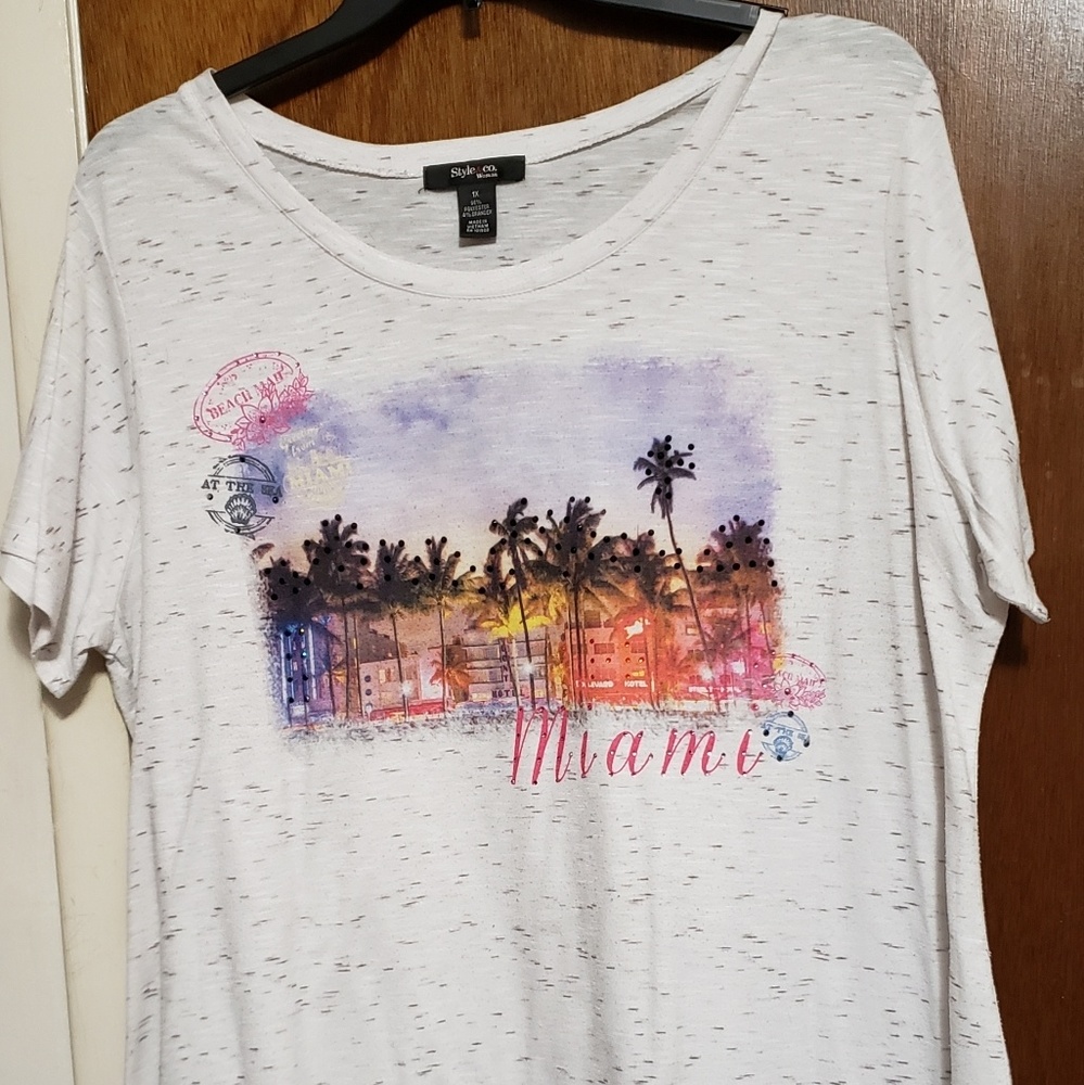Style & Co. Woman Miami T-shirt